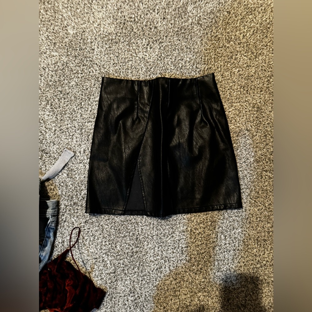 Superdown Trinity Mini Skirt - image 3